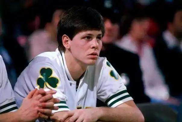 开云app-多位高管抱怨戈贝尔交易 安吉再度展现顶级能力