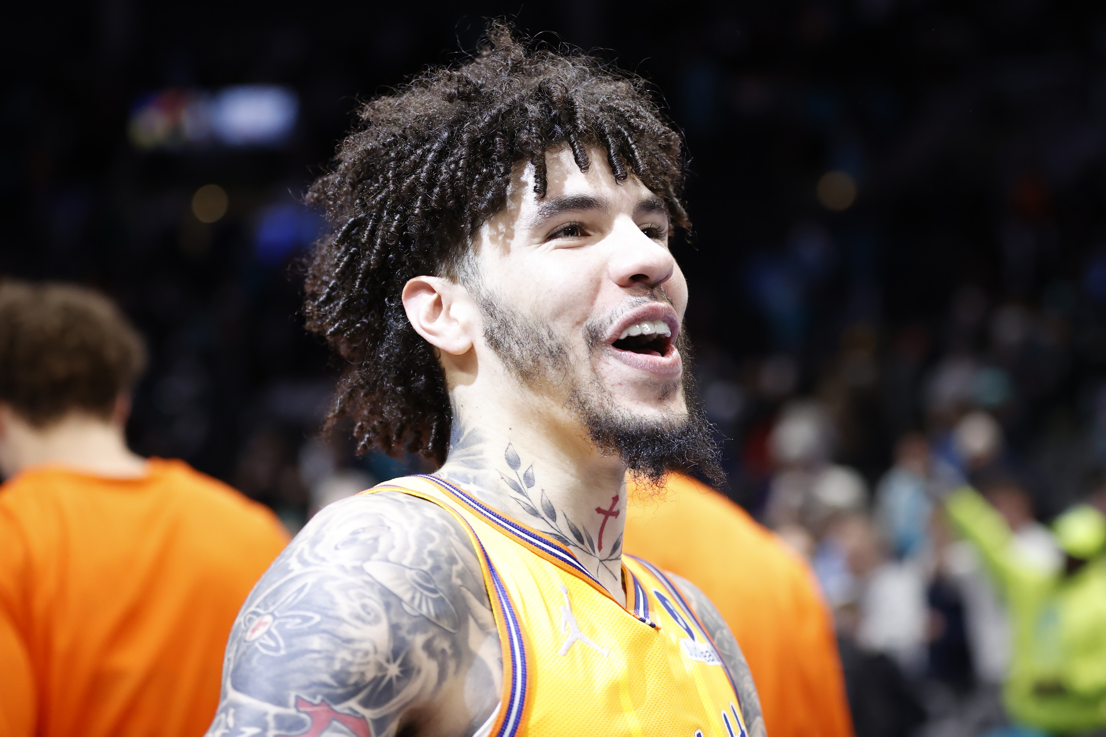 开云体育-Lowe：黄蜂会进附加赛 他们连着打出1/3赛季好球了是真正的好球队