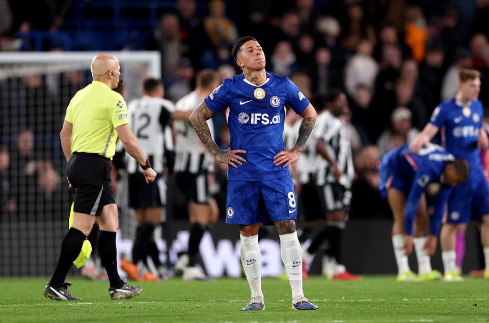 kaiyun-双线2连败！切尔西主场0-1纽卡仍排第5 戈登制胜 詹姆斯补时中柱